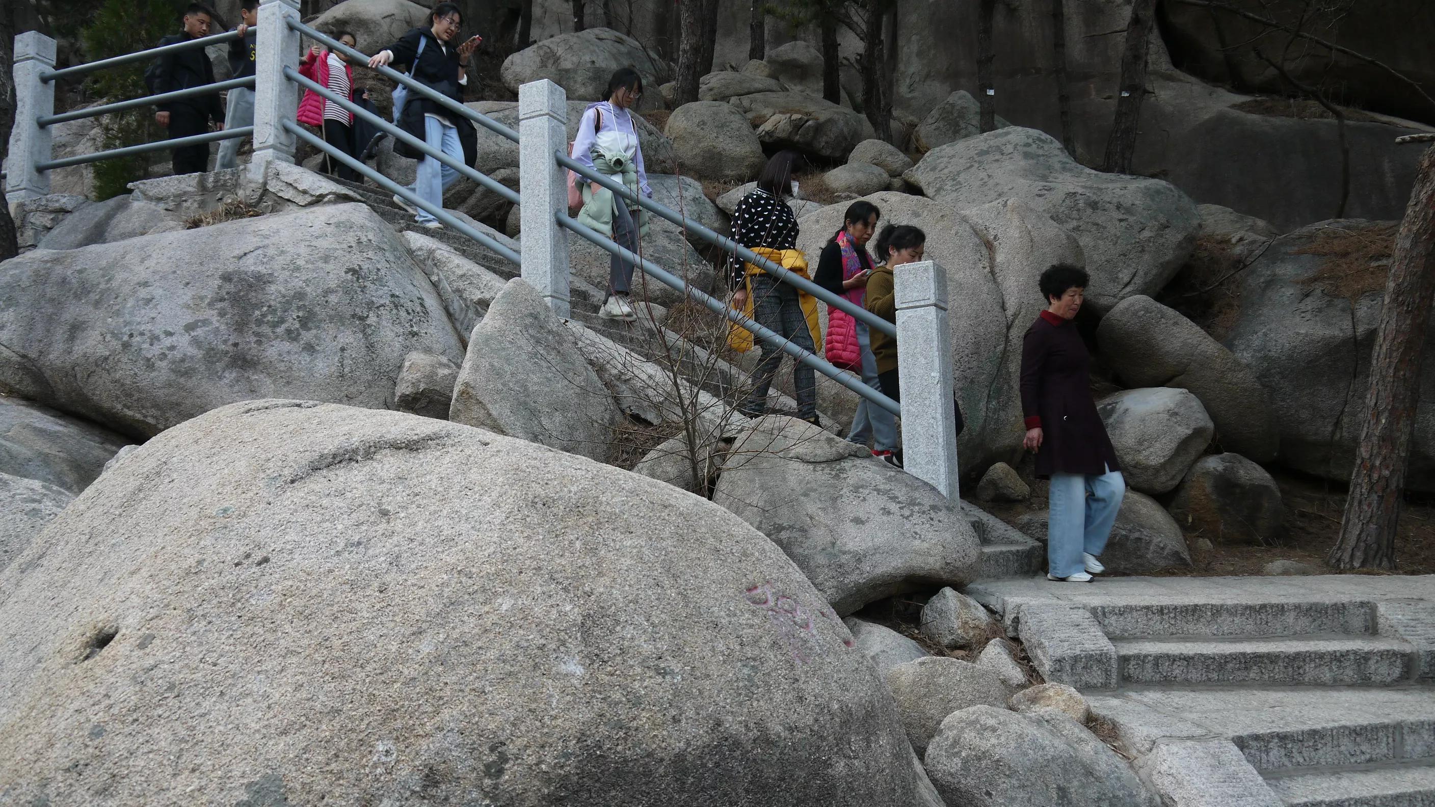 青岛仰口游览区旅游攻略,青岛仰口潮汐时间