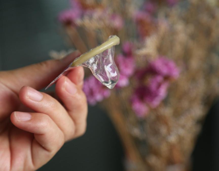 “安全套”上的油是什么？会对女性身体造成伤害吗？看完涨知识了