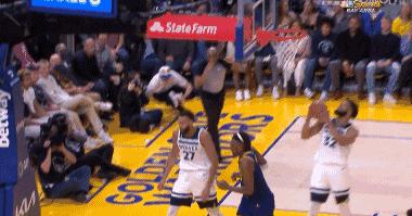 nba詹姆斯最新比赛记录,nba詹姆斯今日比赛集锦