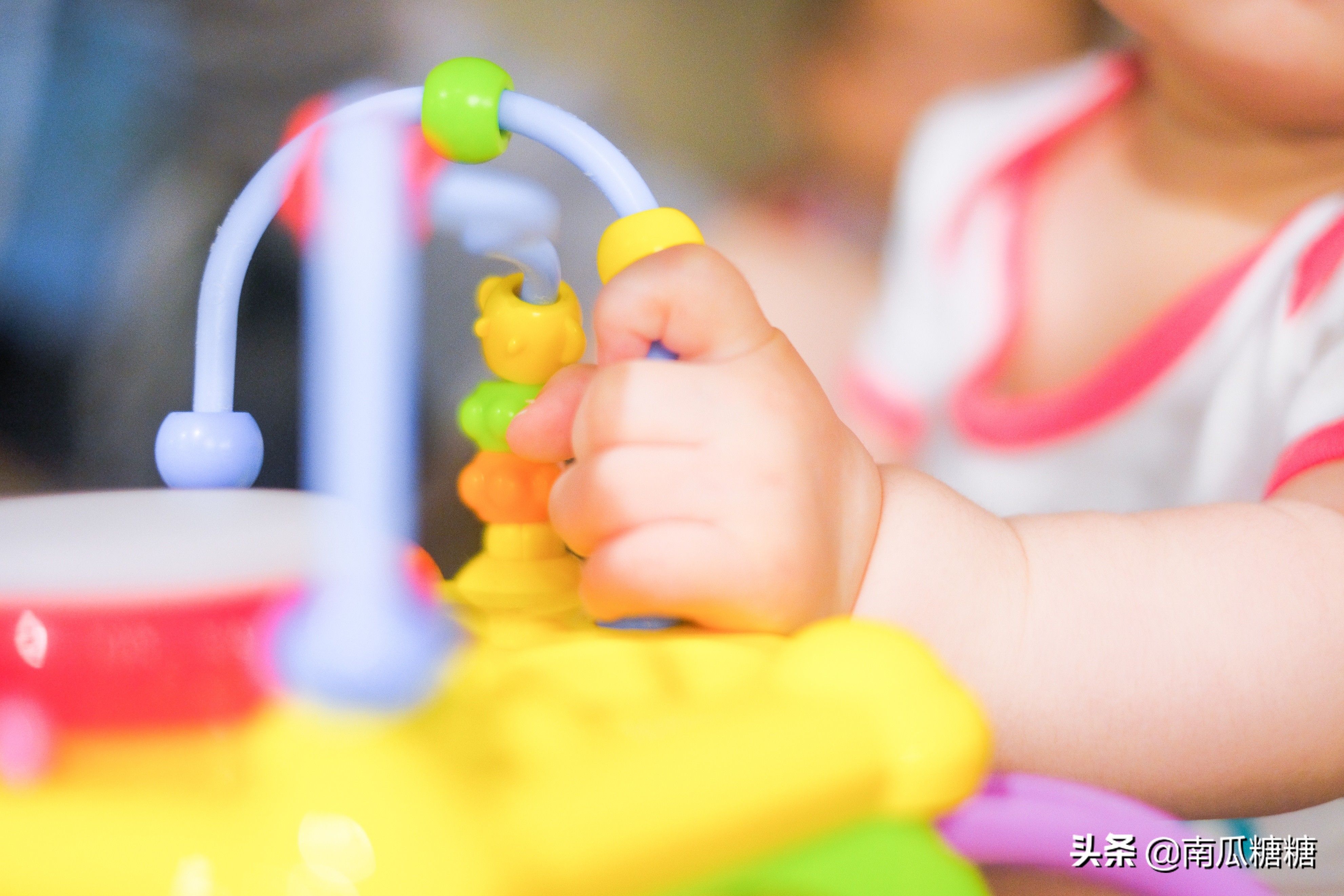 孩子偷拿别人的东西怎么引导,小孩偷拿别人的东西应该怎么教育