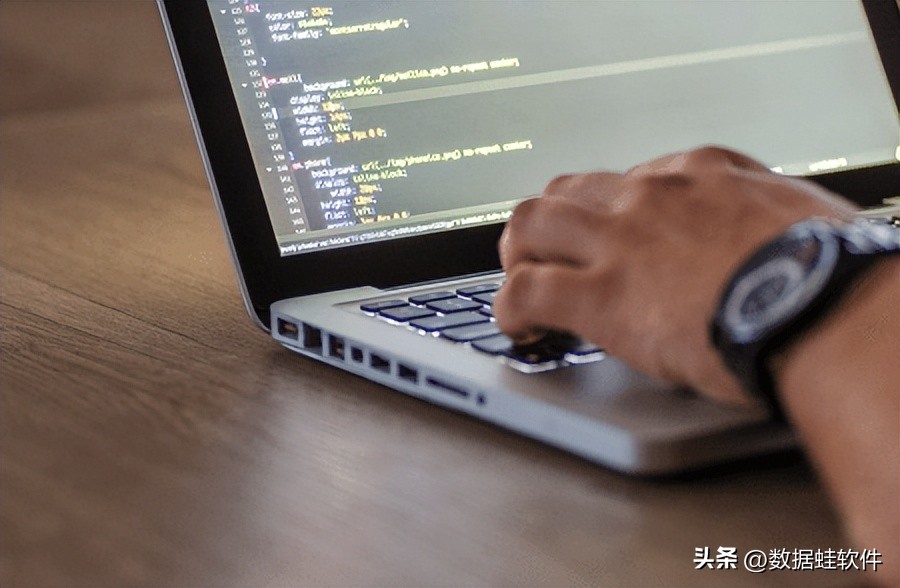 tab键的功能,tab键有选中的功能