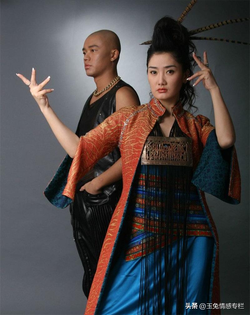 曾毅谈玲花结婚自己挺伤感,曾毅结婚玲花全程陪同