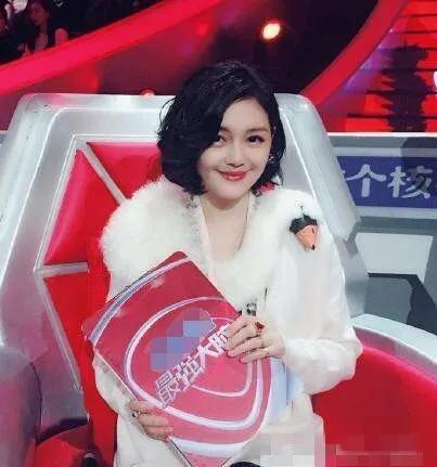 大S是办了热搜会员吗？十年没作品，为什么还是两岸的流量女王？