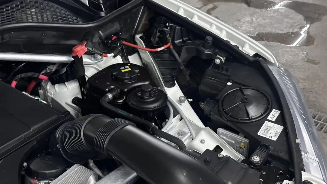 经典老车宝马x5翻新,宝马x5二手车整备翻新费用