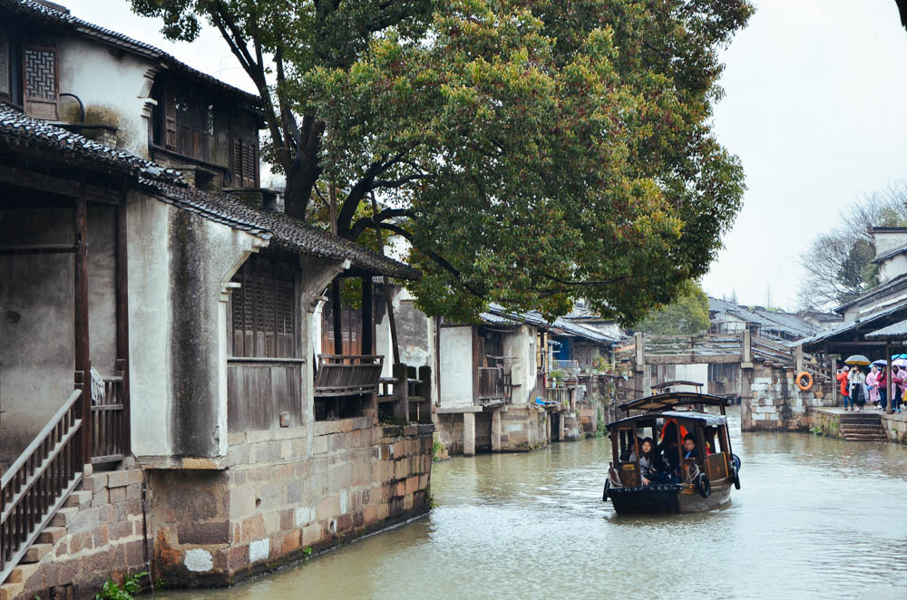 阴雨连绵不出门,乌镇阴雨绵绵