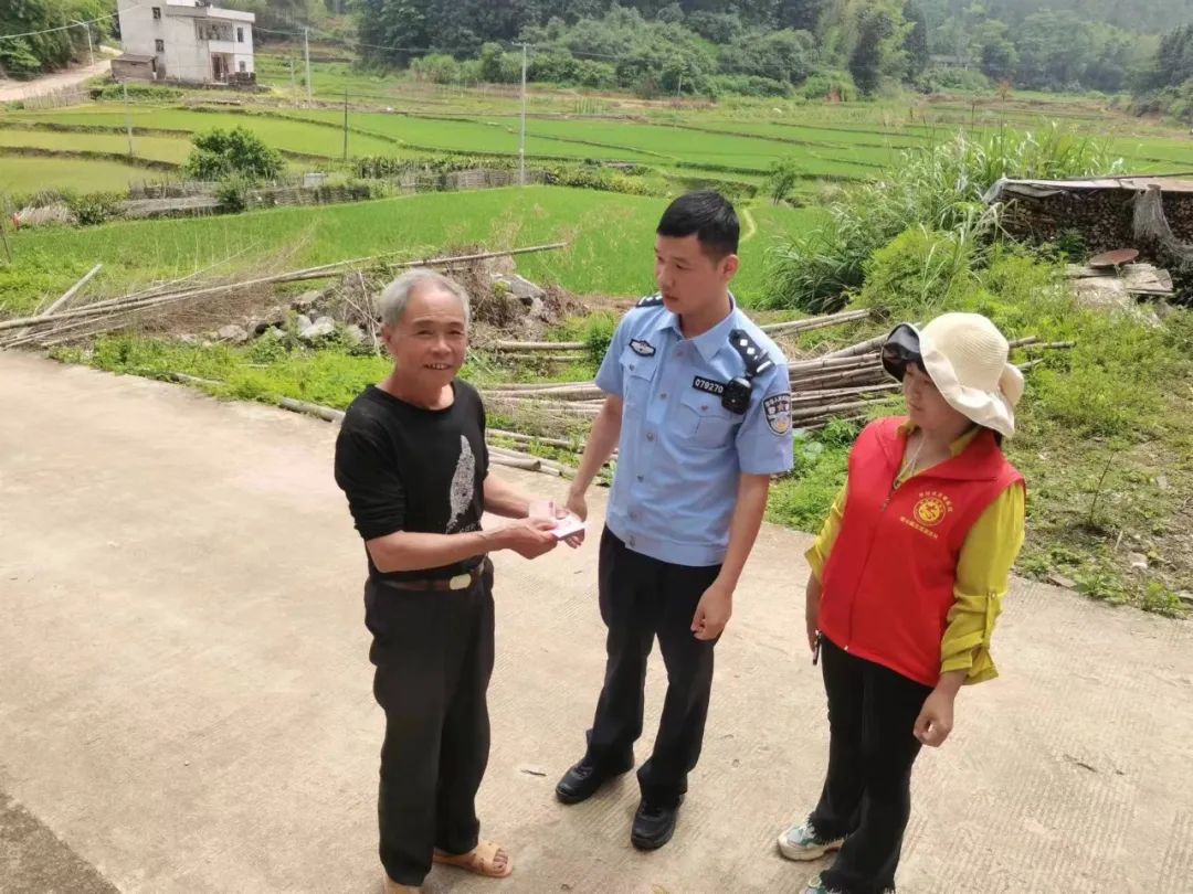 假尼姑被黄龙寺和尚抓,假尼姑被抓新闻