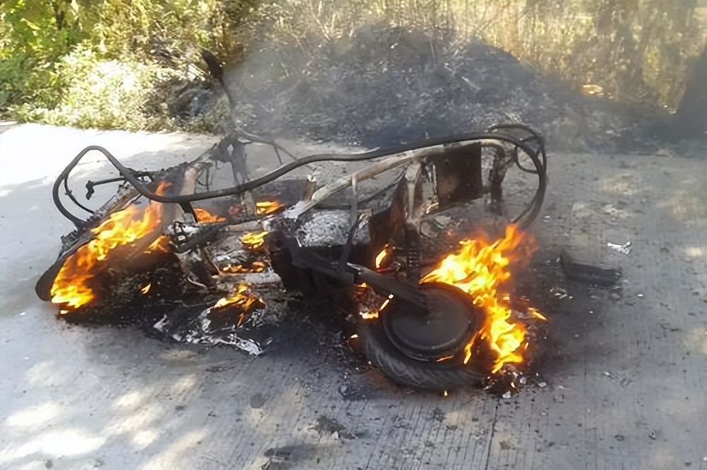 钟馨稼生产的电池品牌,电池大王钟馨稼回来了