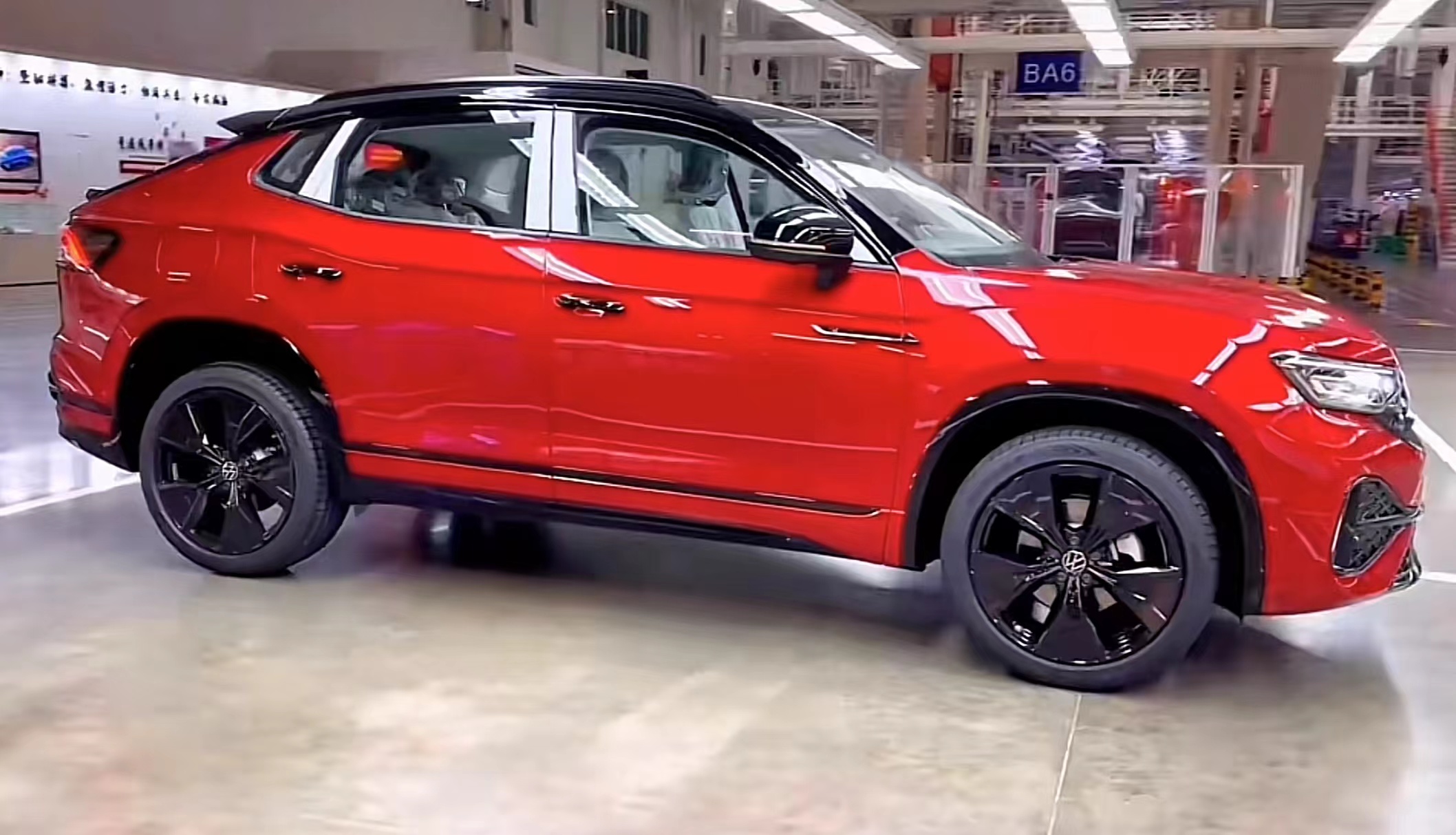 新车|选装888元，一汽-大众探岳家族黑光包价格曝光，外观黑化