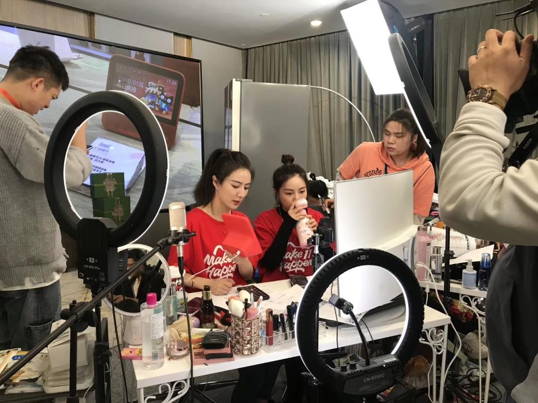 直播带货被封杀的主播,主播带货最近怎么回事老是被罚