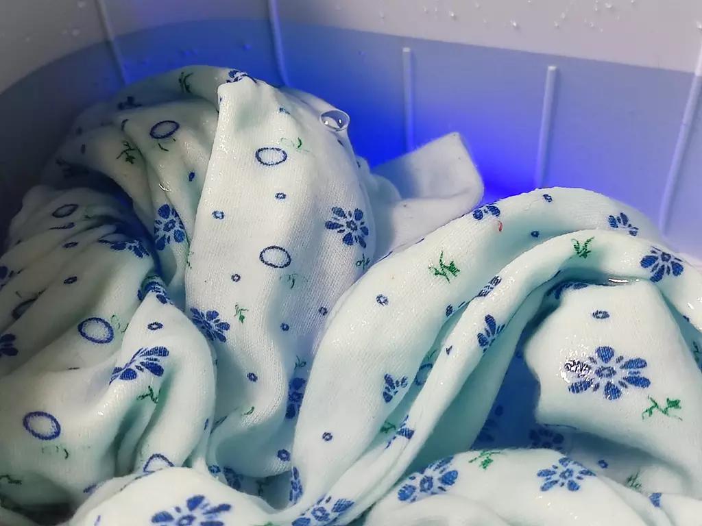 双重除菌，宝宝衣物轻松洗—MINICOLO全自动迷你洗衣机体验