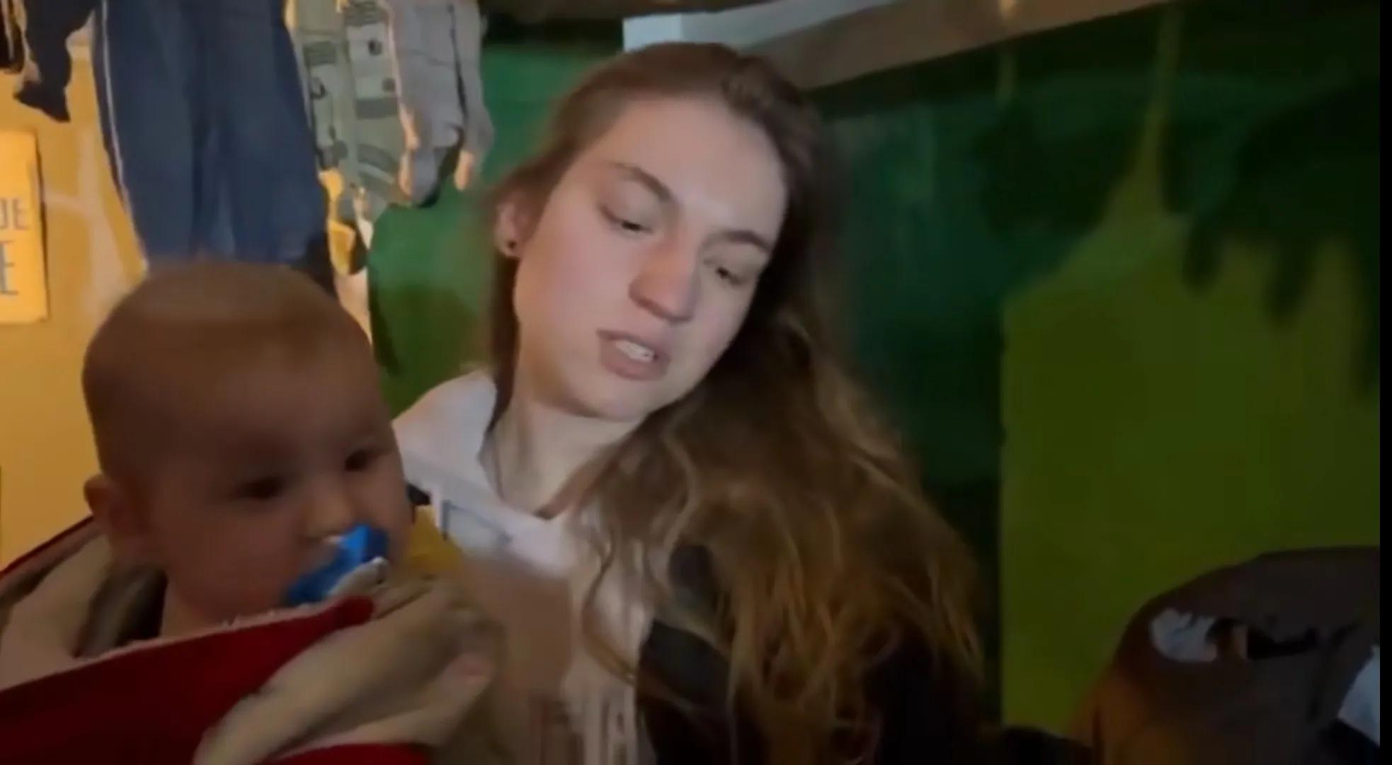 俄军进攻亚速钢厂,俄军怎么不使大杀伤力钻地弹