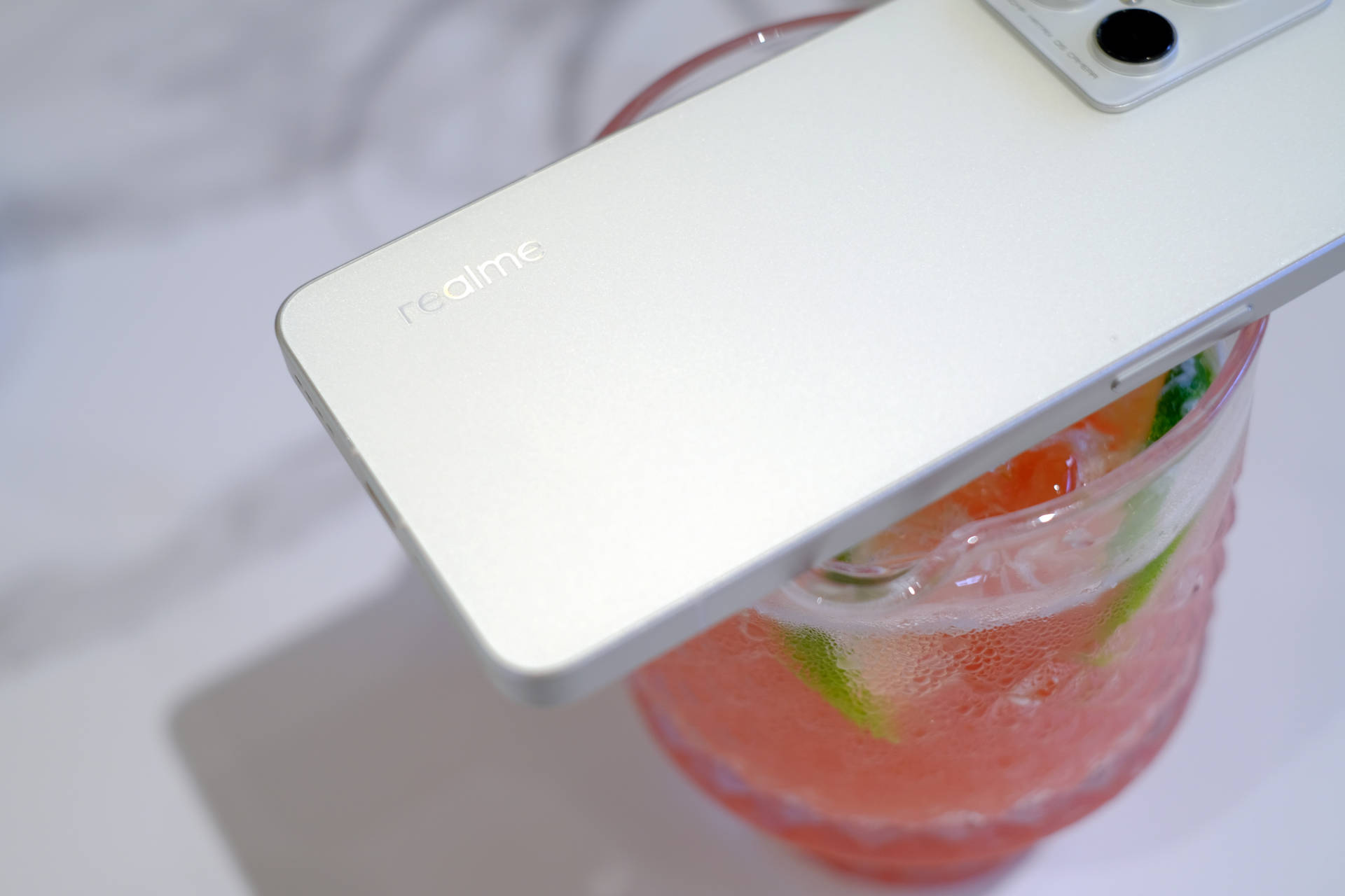 真我gt2大师探索版最新评测,真我gt2大师探索版评测最新