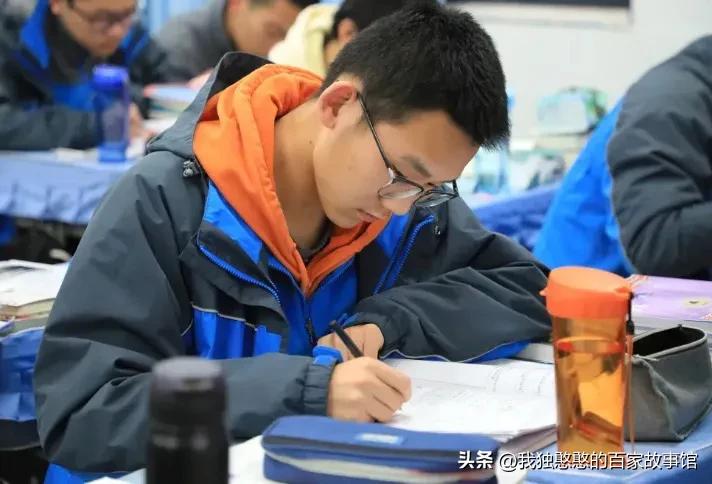 考不上高中读私立高中还是职校好,没考上高中选职业学校还是上私立