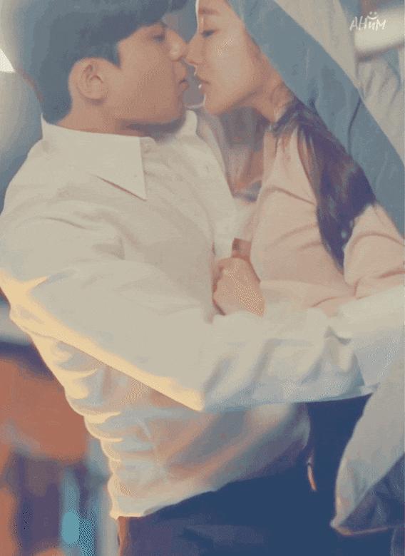 害羞预警！韩国女演员吻戏匠人非她莫属