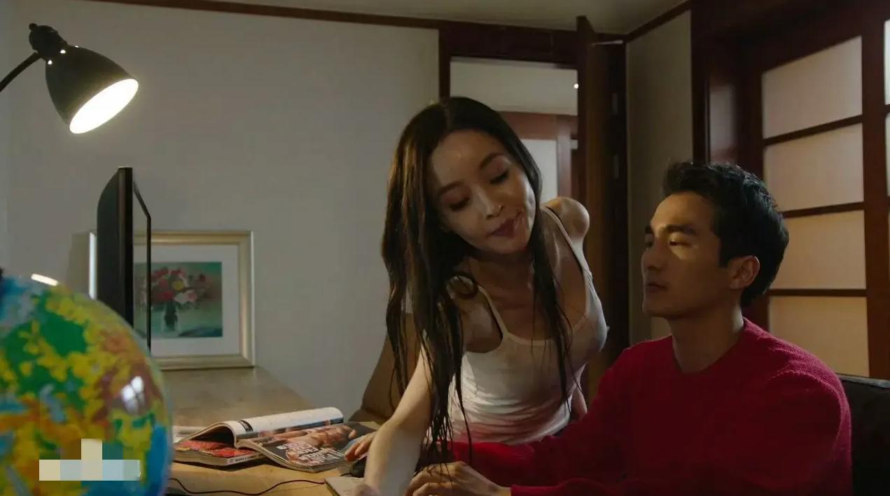 *春卖**爱国、*拍偷**成瘾、贪腐泛滥,怪像频出的韩国,究竟有多魔幻?