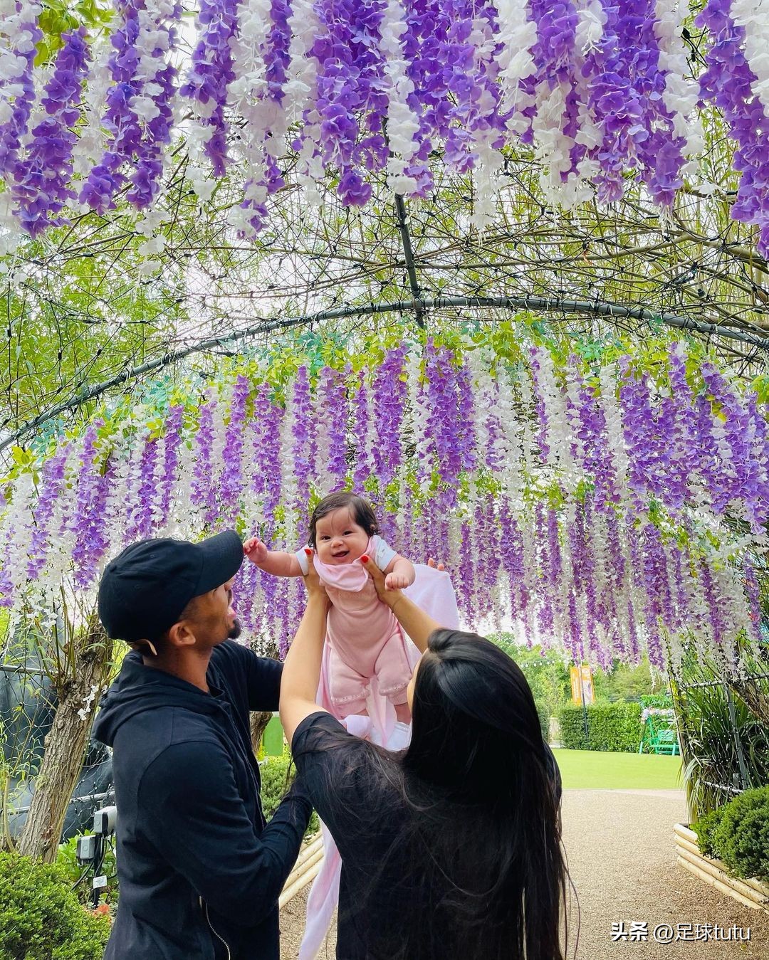 小学生才做选择下一句,小孩才做选择成年人全都要