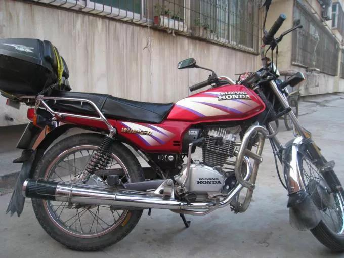 五羊本田125cc男装电喷摩托车,五羊本田cb250x摩托车最新款