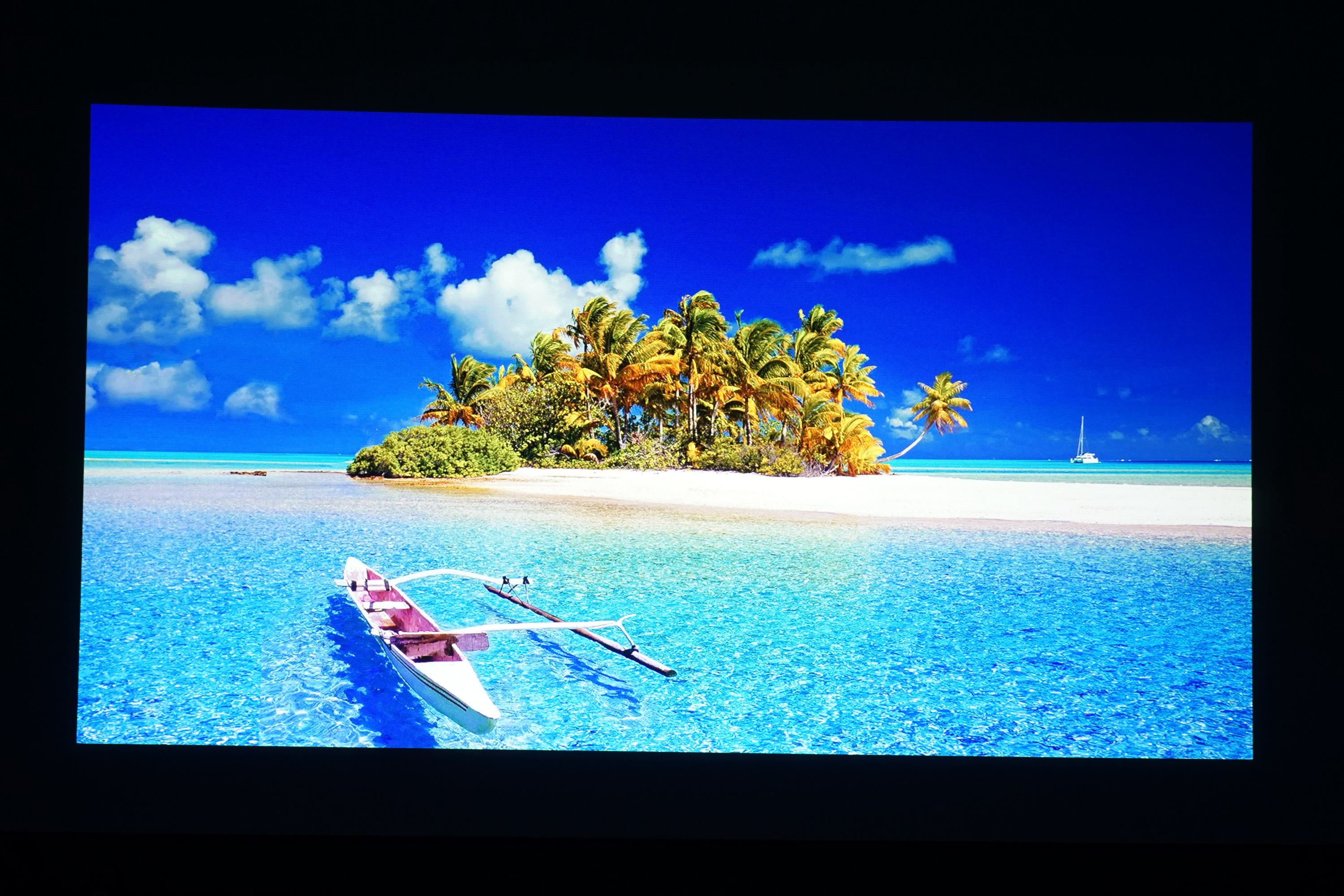 激光投影和nec投影仪哪款最好,necrgb激光投影机