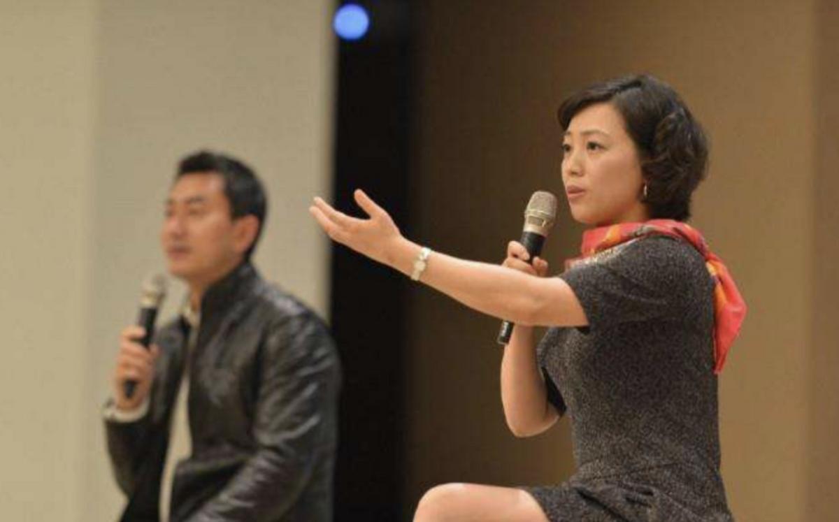 央视劳春燕履历,央视劳春燕和老公