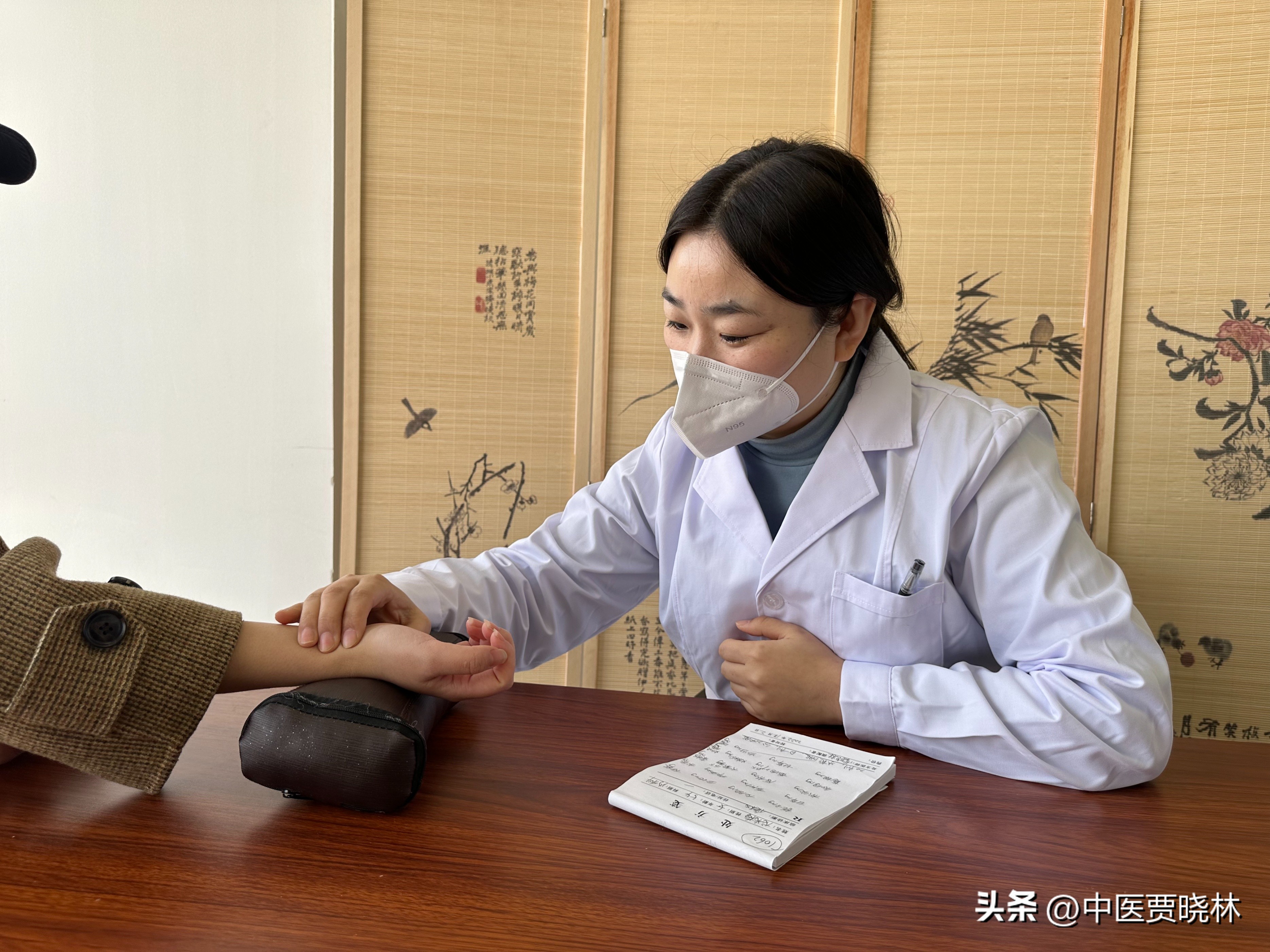 舌有齿痕属于哪一种湿气,舌边有齿痕一定是体内湿气吗