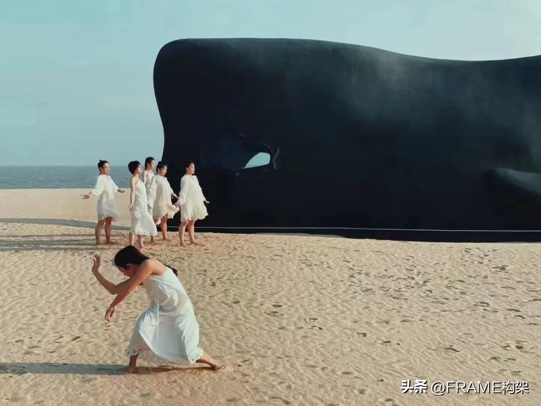 是不是真正的设计师都是跨界来的,设计师跨界到另外一个领域