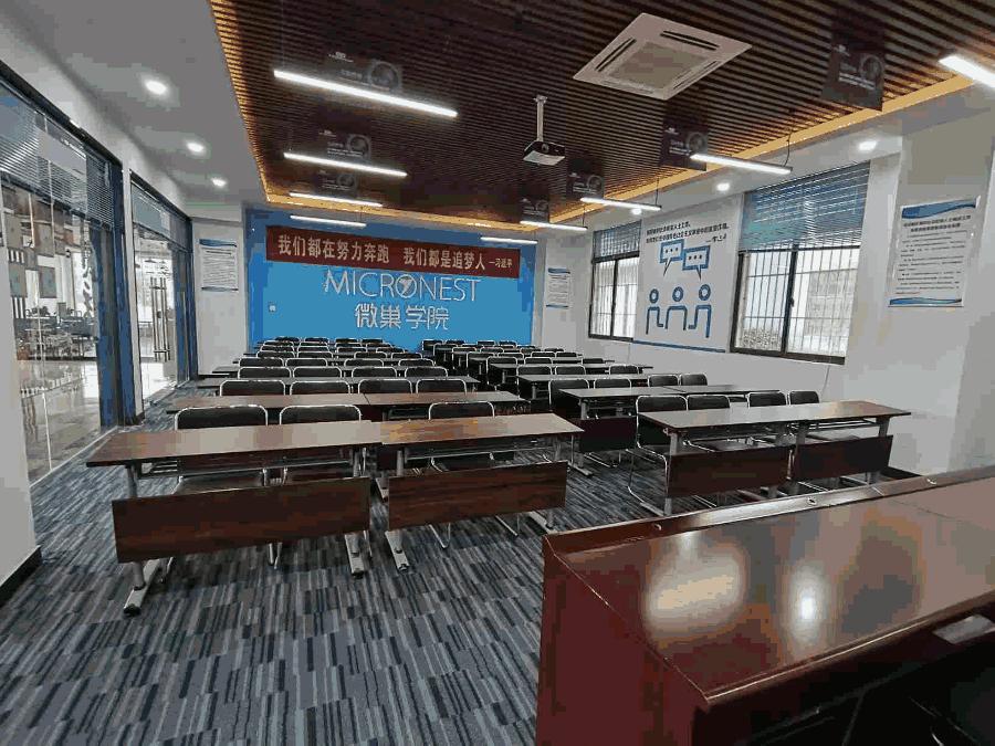 退伍军人创业服装直播,退伍老兵卖服装创业