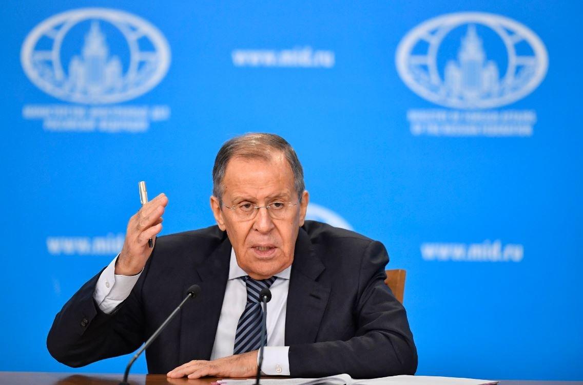 人民币霸气！日本被迫接受，美国怒火中烧！