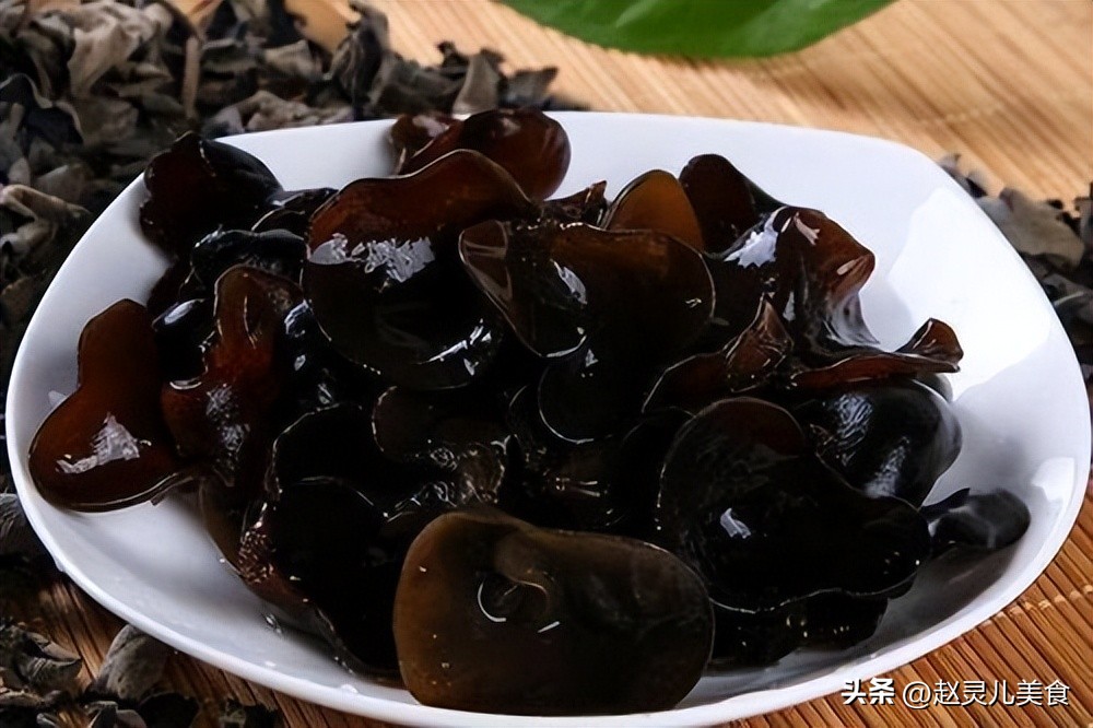 年纪大了要养骨要吃八样食物,年过50一定要认识这四个字