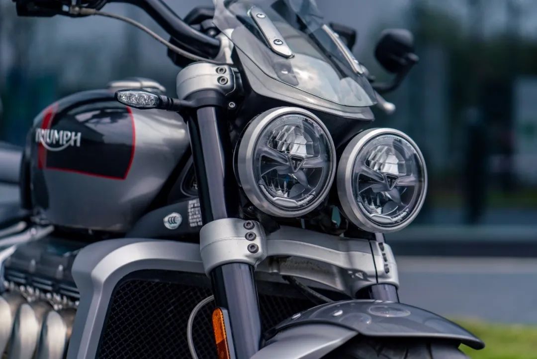 凯旋火箭3优缺点,火箭凯旋3新款试驾