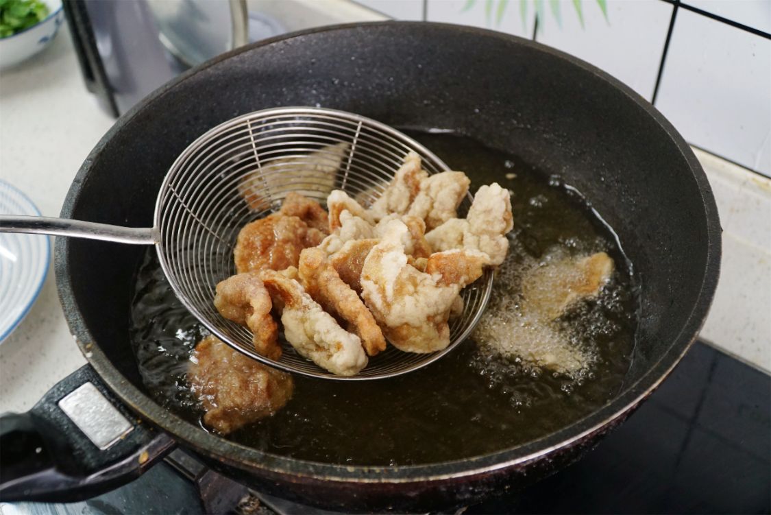 东北大哥教烧菜,东北大哥铁锅炖肉