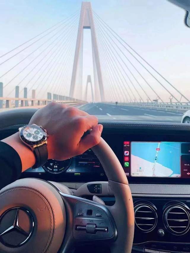 vivo手表镜面的材质,浪琴手表镜面什么材质的