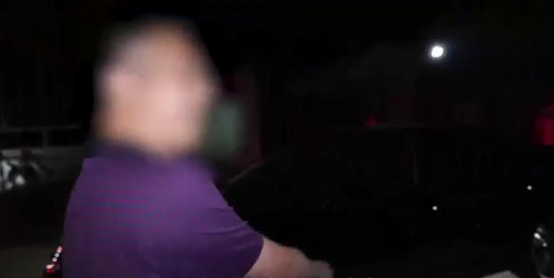 厦门交警查获酒,运假酒被交警查获