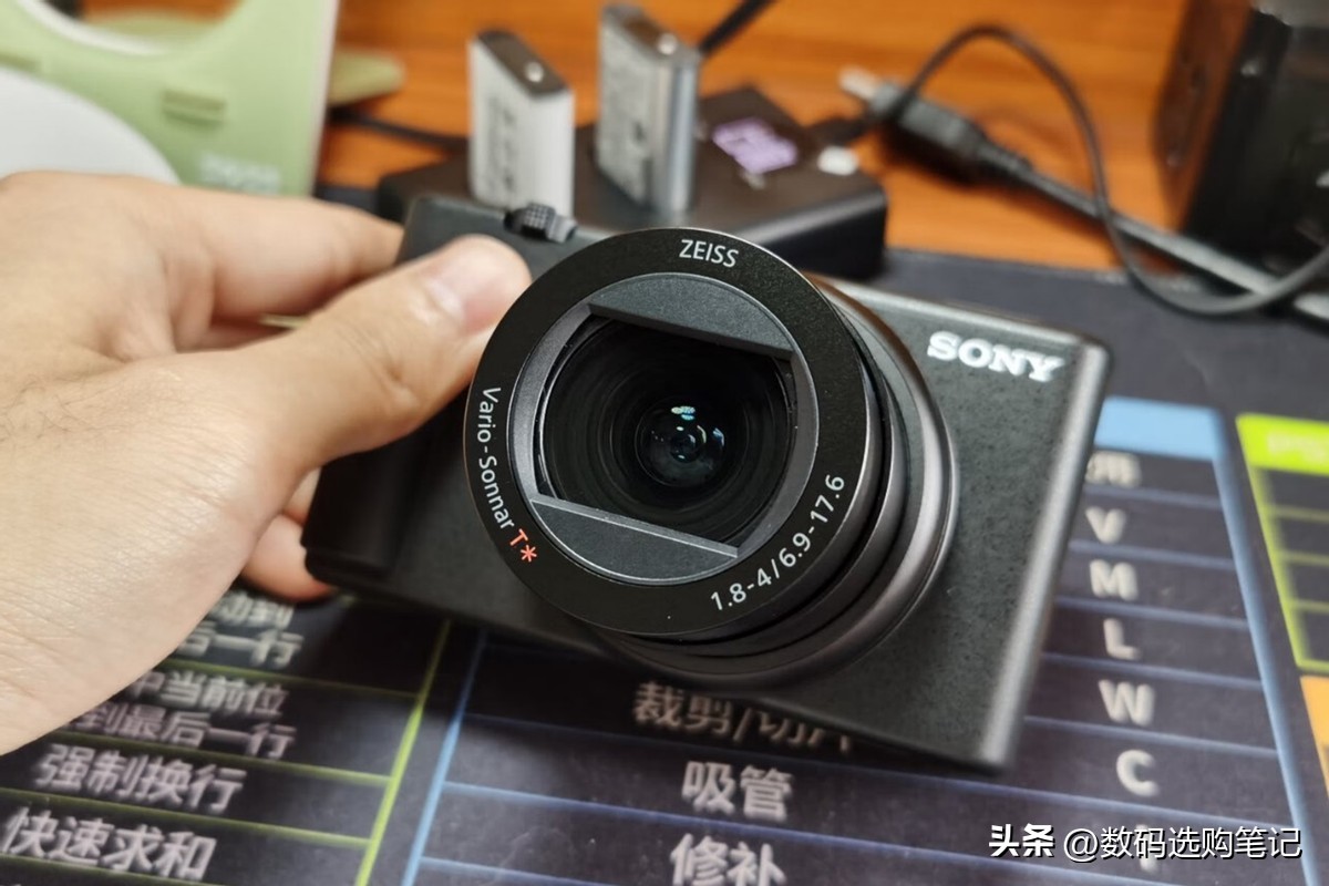 索尼zv-1二代值得买吗,索尼zv1二代值得新手入手吗