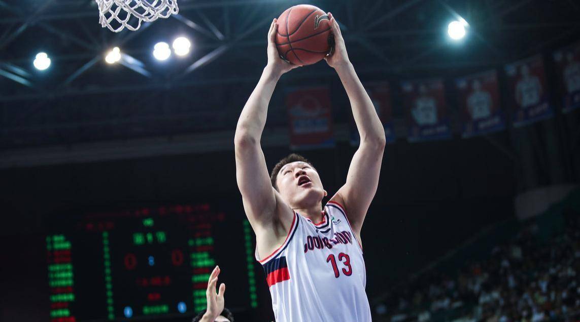 韩德君成长之路,韩德君第二阶段精彩集锦