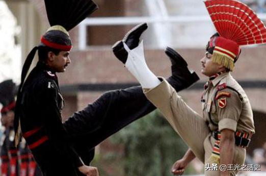 中国和巴基斯坦怎么成为巴铁的,为什么中国和巴基斯坦称为巴铁