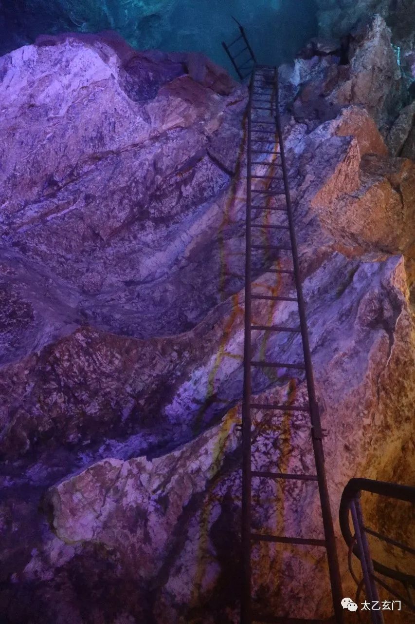 北京八奇洞显圣龙潭,最近发现的最大溶洞