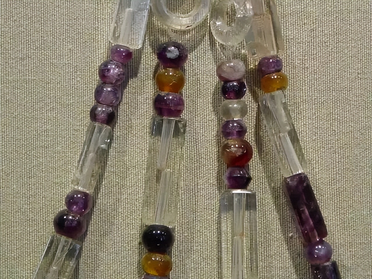 无瑕胜玉美至洁过冰清的意思,无瑕胜玉美