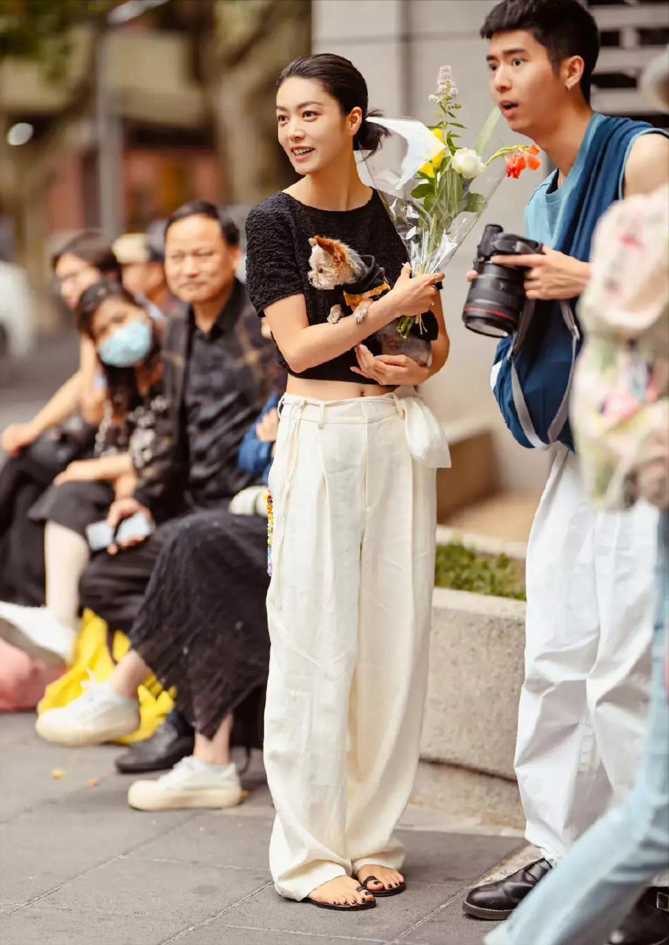 去了上海才知道有多繁华,上海街拍长裤长裙