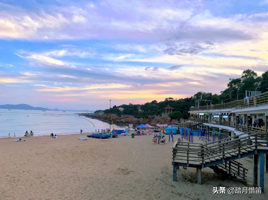 青岛被誉为北方明珠,青岛被称为东方瑞士的原因