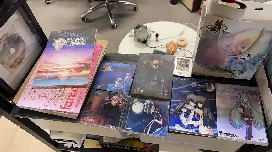 独家专访|世界上的另一个月下