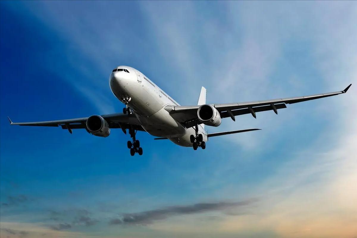 哪个国家的500架客机飞往中国,一夜之间500架飞机