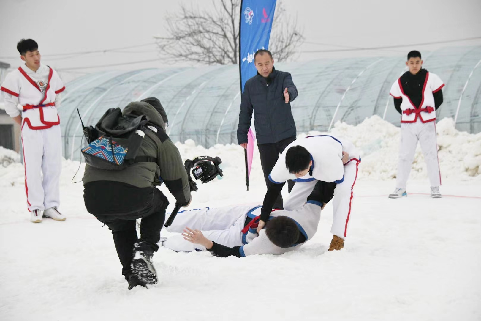群众冰雪运动在大江南北开展,普及冰雪运动助力乡村振兴