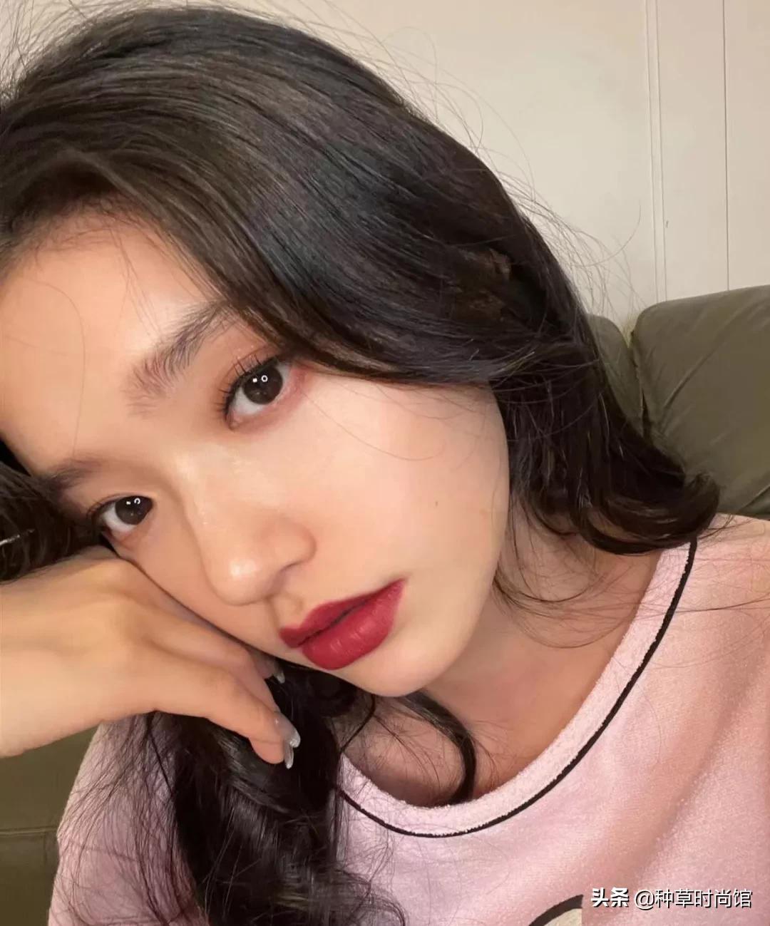 哪种口红涂得好看又不脱妆,日常涂什么口红好看