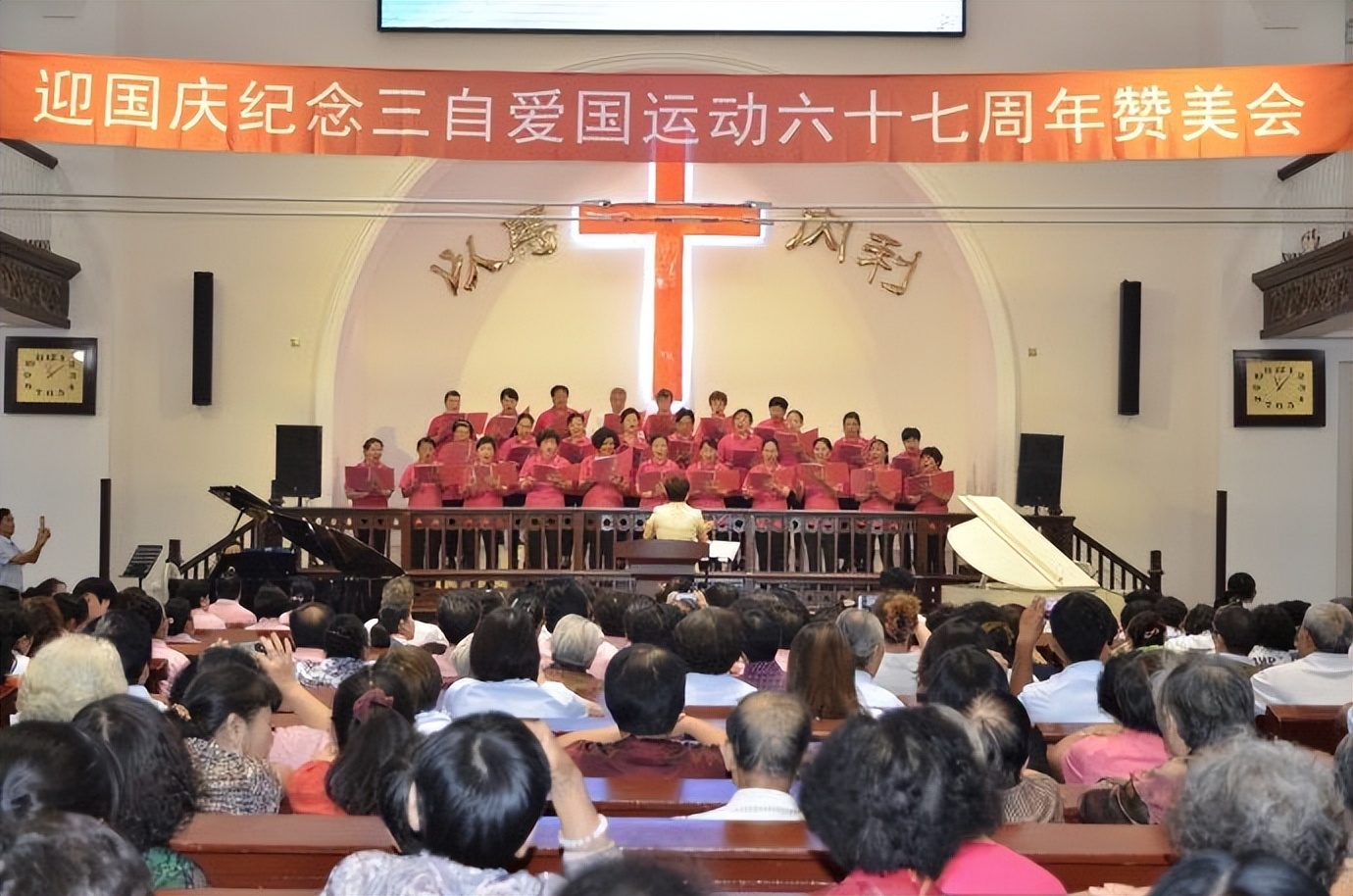 梵蒂冈0.44平方公里的面积多大,梵蒂冈没有和哪些国家建交