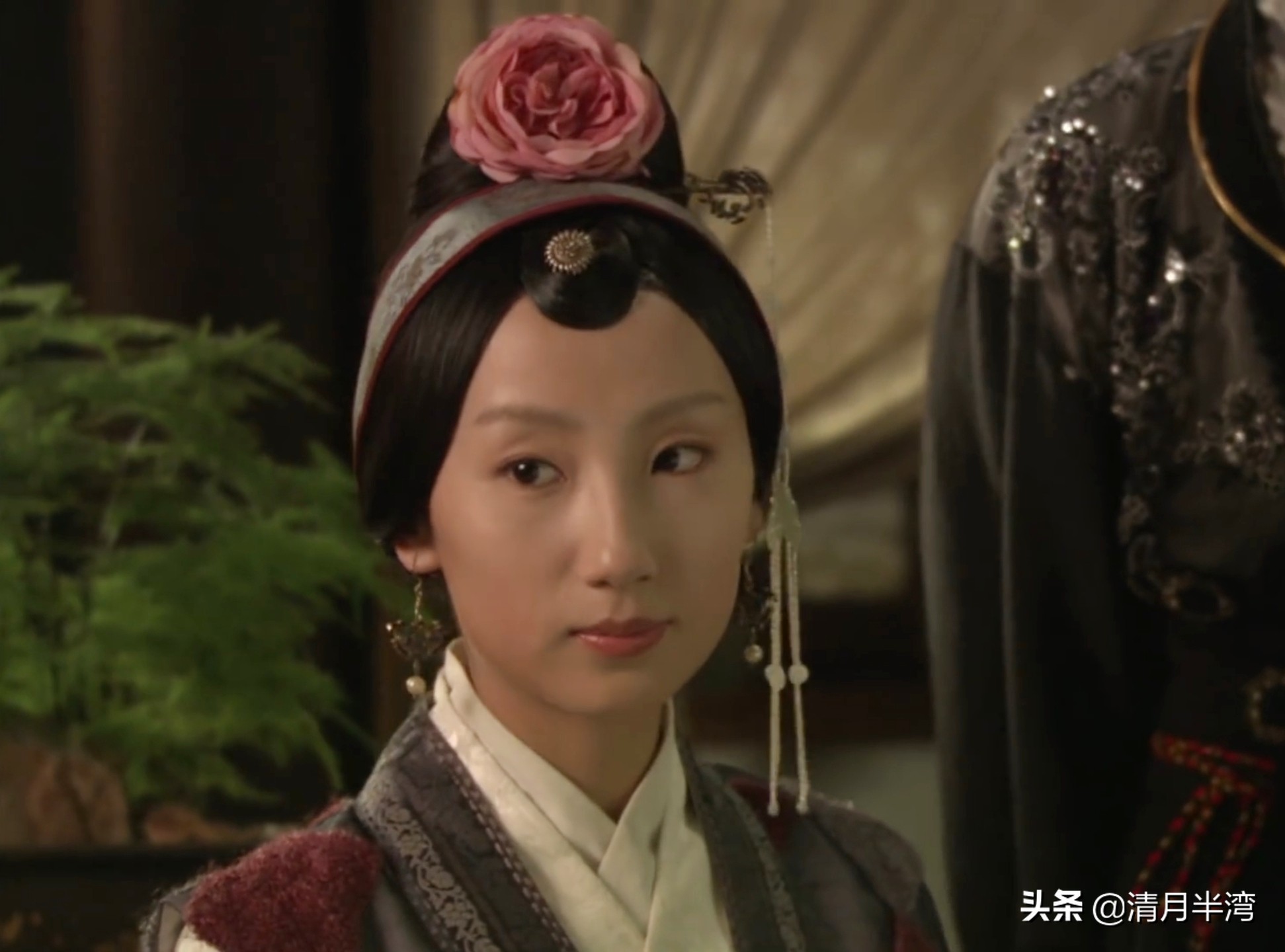 两版红楼梦金陵十二钗颜值对比,87版红楼薛宝钗最漂亮吗