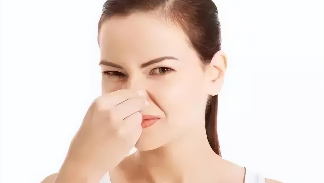 女性总是有异味怎么办,一般情况下女士有异味是怎么回事