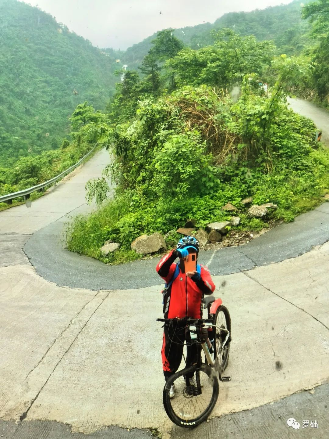 冒雨骑游资江小三峡·板竹山·望云寺观风景