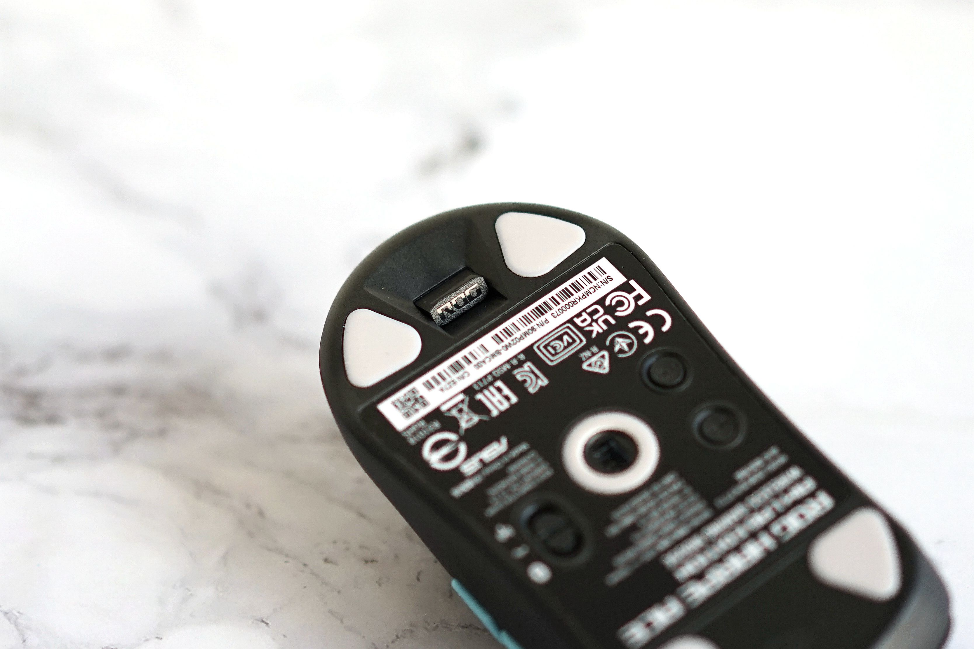 rog龙鳞鼠标对比gpw2,rog龙鳞鼠标怎么样