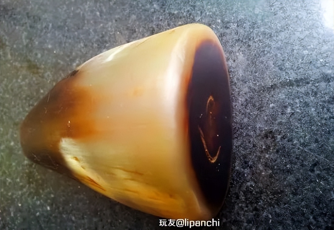 牦牛角能盘出包浆吗,牦牛角手串盘出来什么效果