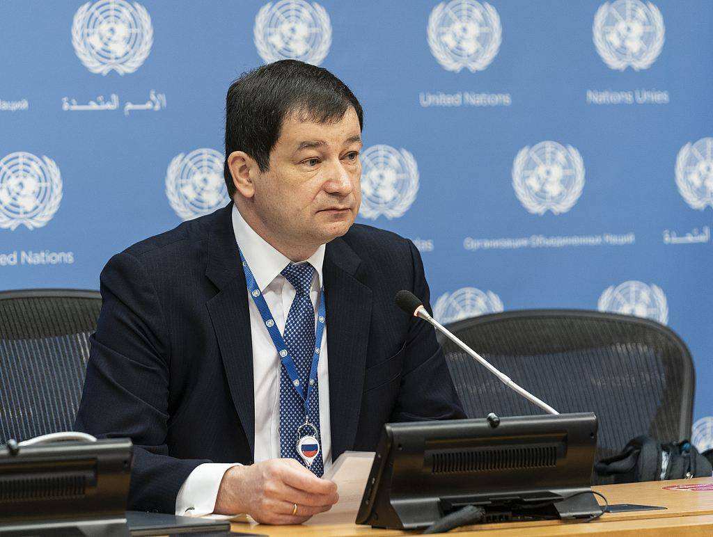 把波兰当枪使,普京洞察先机?俄军撤退后,欧洲上演“一出好戏”